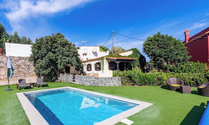 La Solana Cottage | GC0143 Holiday cottage with private pool in San Mateo
