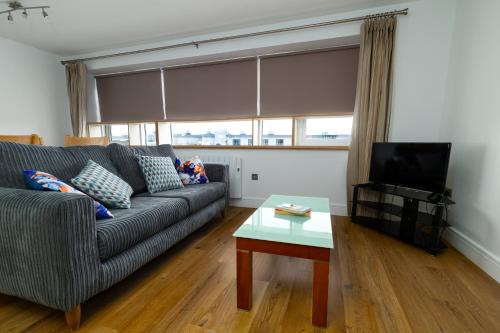 Galway City Centre Apartment | Geata na Cathrach - Galway Lakeside Apartments