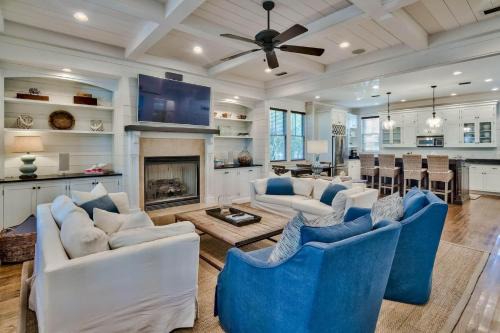 Watercolor House | Geaux'n Coastal
