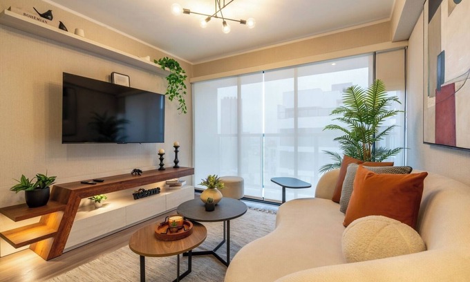 Surquillo Apartment | Geko | Tropicana 1BR near the Financial Center