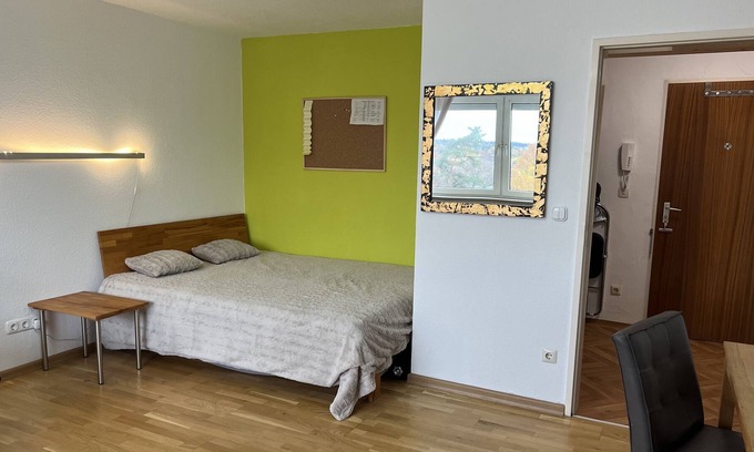 Langwasser Nordwest Apartment | Gemütliche Wohnung neben der Messe