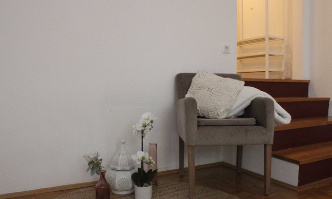 Am Westbad Apartment | Gemütliche Wohnung mit Küche & WLAN nahe Tram/SBahn