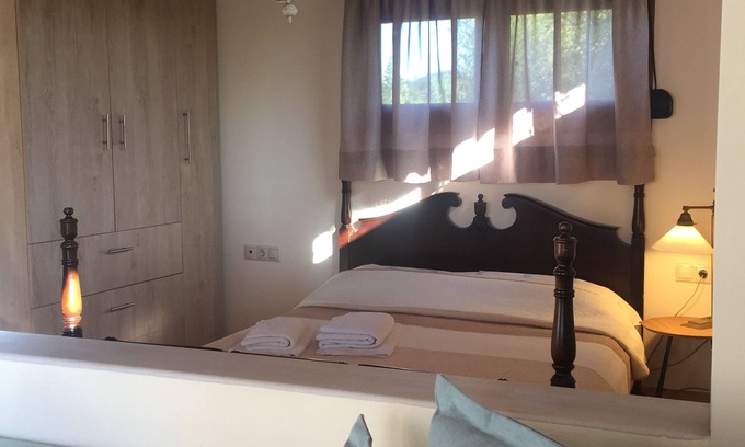 Kanelion Apartment | Genari Beach Apartments – Garden View Retreat