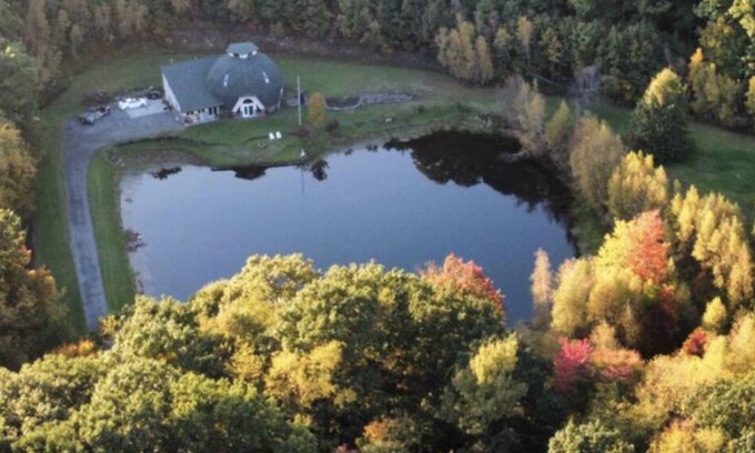 Waymart House | Geodesic Dome Lakefront Retreat - Childhood Home of a Paralympic Gold Medalist
