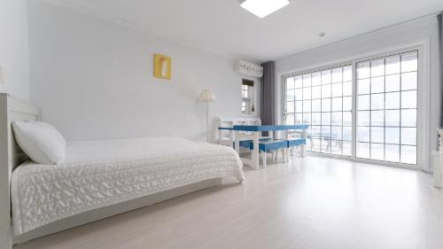 Geoje House | Geojae Lamer Pension