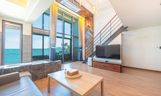 Geoje House | Geoje Break Time Pension