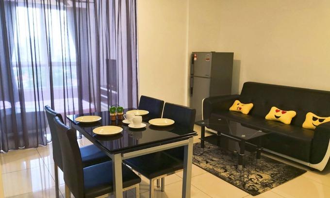 Downtown George Town Apartment | Georgetown Mansion One Suite