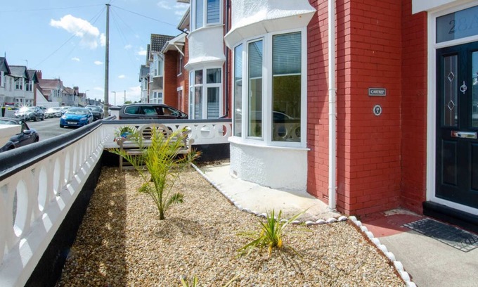 Porthcawl House | Ger y Mor in the beautiful Porthcawl