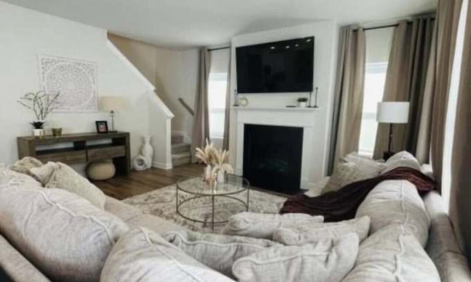 Moore House | Get More Rest and Relaxation in Moore!