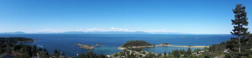 Regional District of Nanaimo House | Gibralter Rock Ocean View B&B