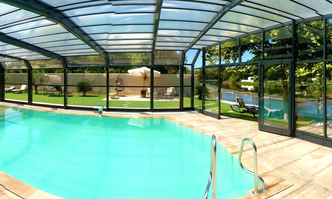 L'Isle-sur-la-Sorgue House | Gite bord de Sorgue - 4 pers - Heated indoor pool