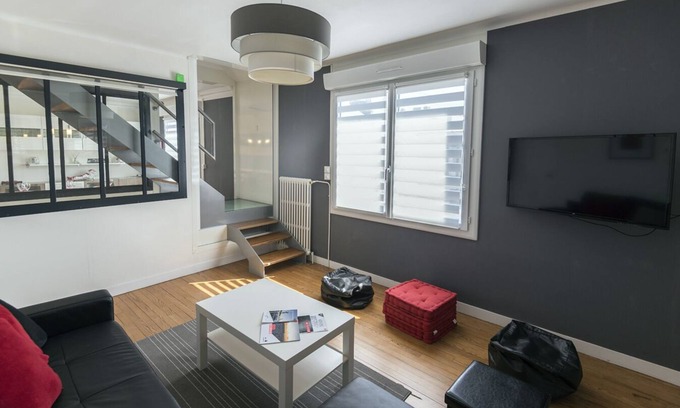 Downtown House | Gite Brest proche centre ville Brest - 150m2 - a 7 km aéroport - 2 km de la gare