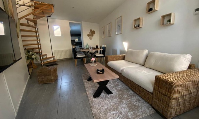 Ducey House | Gite comme chez soi Ducey les Chèris