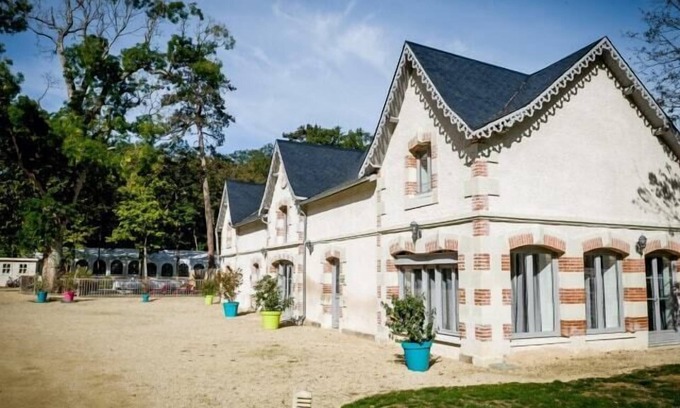 Vendeuvre-du-Poitou Cabin | Gite de 6 Pers à 15 min du Futuroscope