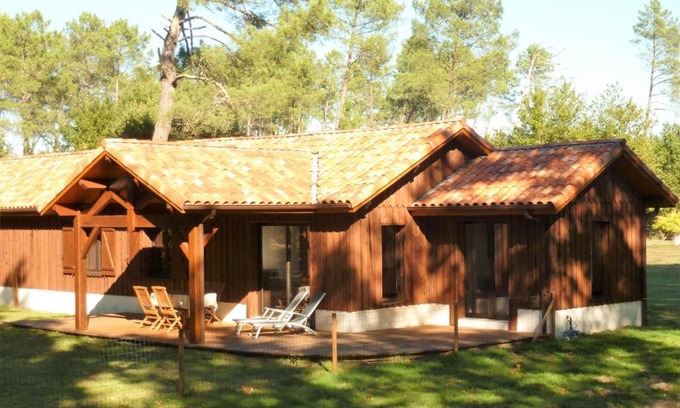 Pissos Villa | Gite en forêt landaise avec jacuzzi d'intérieur