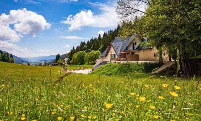 Autrans Cottage | Gîte with panoramic view of the Vercors plateau