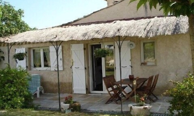 Manosque Cottage | Gite les cigales