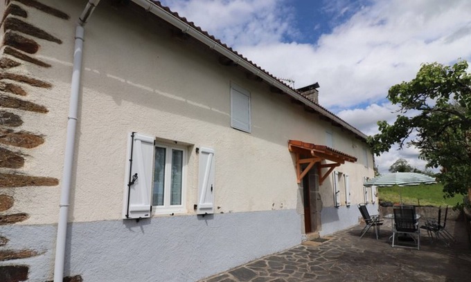 Leynhac Cottage | Gite Leynhac, 2 bedrooms, 5 persons