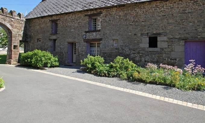 Montjoie-Saint-Martin Cottage | Gite Montjoie-Saint-Martin, 2 bedrooms, 4 persons