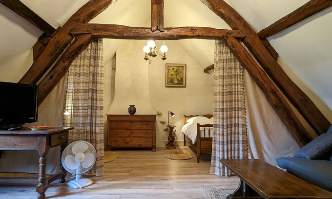 Neuvy-Saint-Sepulchre Cottage | Gite Neuvy-Saint-Sépulchre, 3 bedrooms, 6 persons