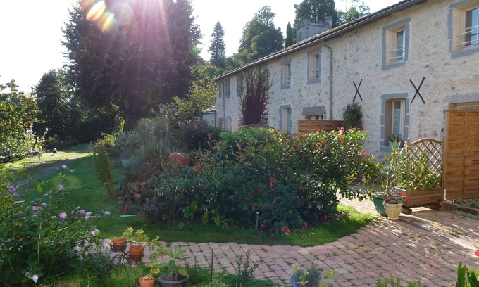 Mauleon Cottage | Gites des 3 pommes1 a 20min puy du fou