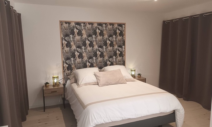 Guingamp House | Gites Gambetta magnificent Studio Cozy