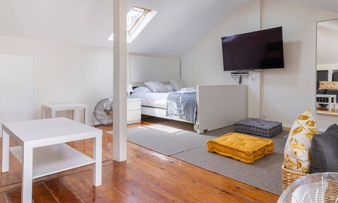 Sao Jose Apartment | Glória´s Terrace by LovelyStay