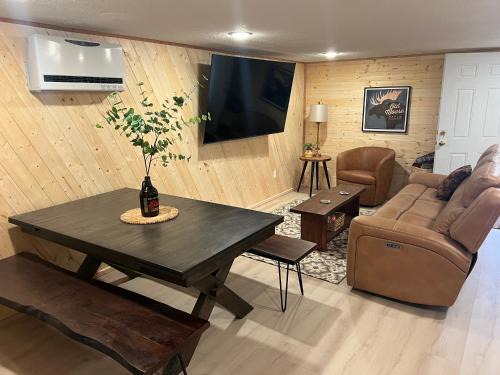 Bear Creek Apartment | glacier creek apartment