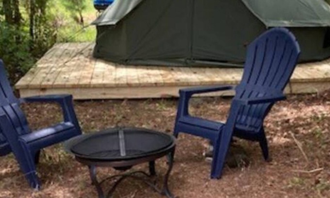 Yulee House | Glamp under the stars on a farm!
