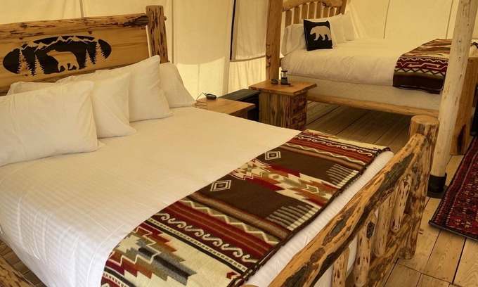 Pray RV Rental | Glamping tent in Paradise Valley only 27 miles from Yellowstone National Park