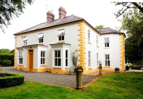Inniskeen House | Gleneven Guest House