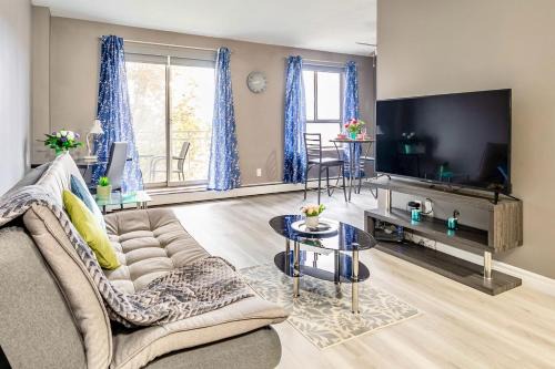 Rosedale Apartment | Glenview West Apt w Patio - Near Downtown
