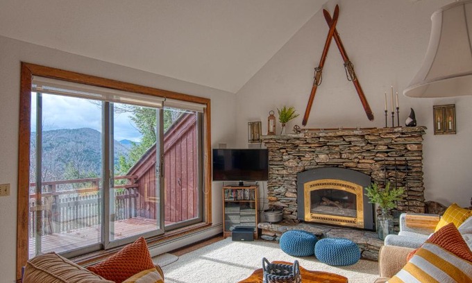 Stockbridge Ski Chalet | Gnome Home Mountain Ski Chalet w/Sauna Killington