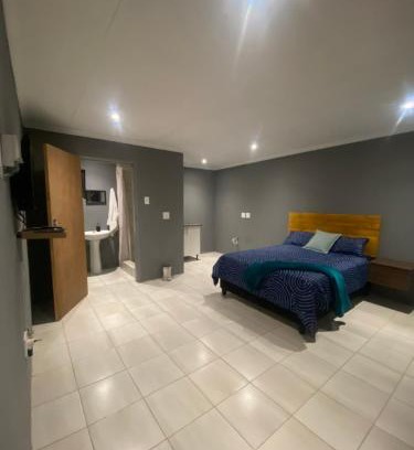Greater Johannesburg Metropolitan Area House | Gnostes Guesthouse