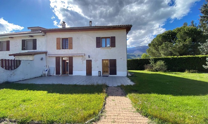 Varces-Allieres-et-Risset House | #GO | La Maison de Varces | Garden, 4 bedrooms 🌞