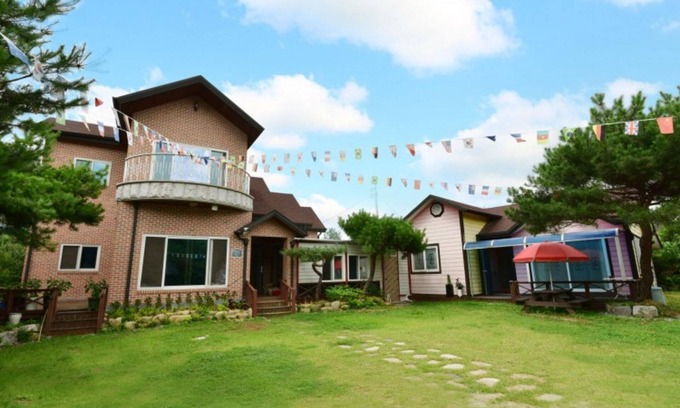 Goesan House | Goesan Hwayang Gyegok Gangaae Pension