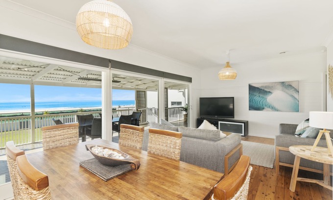 Palm Beach House | Gold Coast Beach Front House