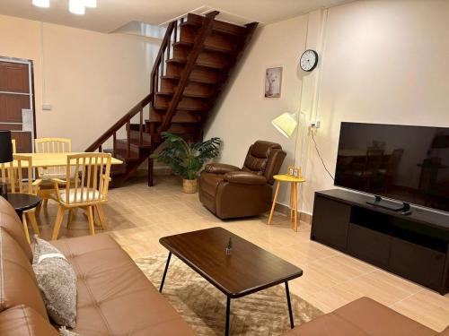 Surat Thani House | Golden Heaven