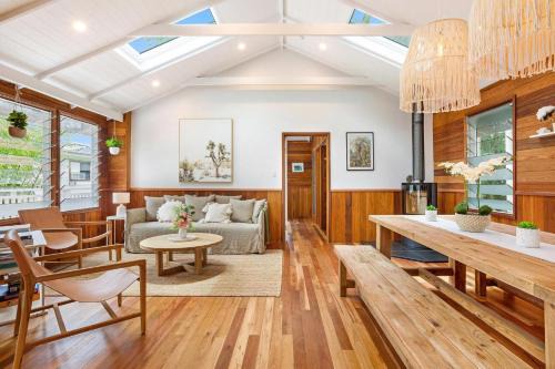 South Golden Beach House | Golden Hus - spacious South Golden Beach home