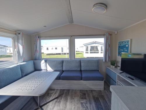 Mablethorpe House | Golden Sands sea holiday beach activities and relax
