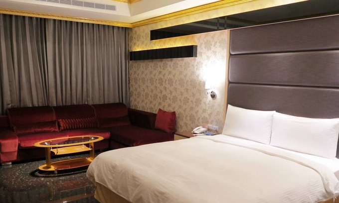 North District Hotel | Goldsand Hotel