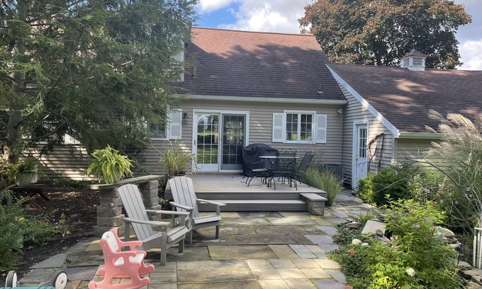 Penfield House | Golf Enthusiasts. Stay in beautiful peaceful home! Available May 17- May 21 2023