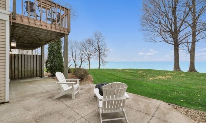 Onamia House | GOLF-FISH-SWIM ~ Izaty’s Escape on Mille Lacs Lake