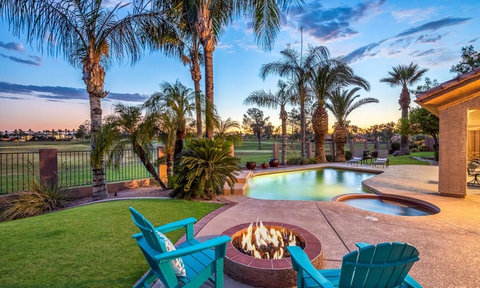 Fox Crossing House | Golf View, Prime Area, Heated Pool, Spa, Fun Game Room, Putting Green, and More