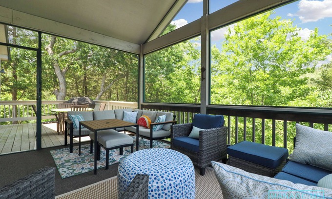 Camdenton House | Golfer's Paradise | Family Home | Sleeping 12