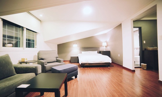 Okpo-dong Hotel | GONGGAN Residence Hotel