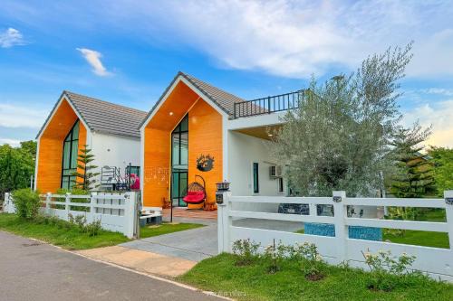 Pong Ta Long Villa | Good Moments Pool Villa