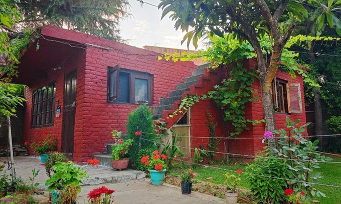 Srinagar House | Good Vibes Cottage