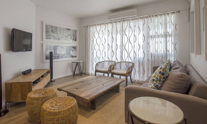 Mountainside Apartment | Gordon's Bay | Protea Place Luxury Three BR Apt