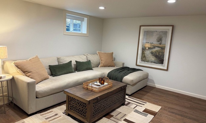 Beaumont - Wilshire House | Gorgeous 2-Bedroom ADU in NE Portland’s Beaumont-Wilshire Neighborhood.